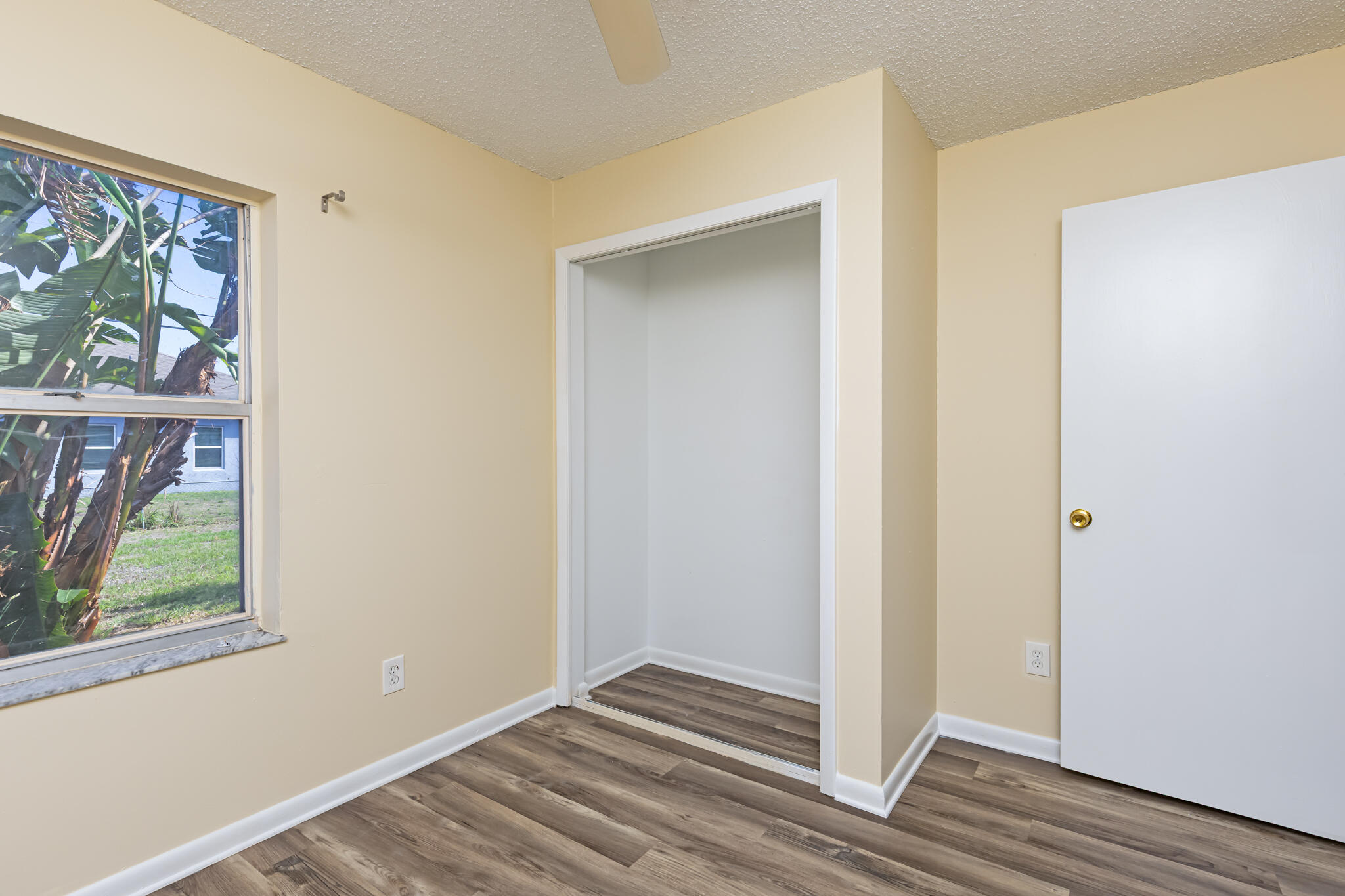 1107 SW Ithaca Street, Port St. Lucie