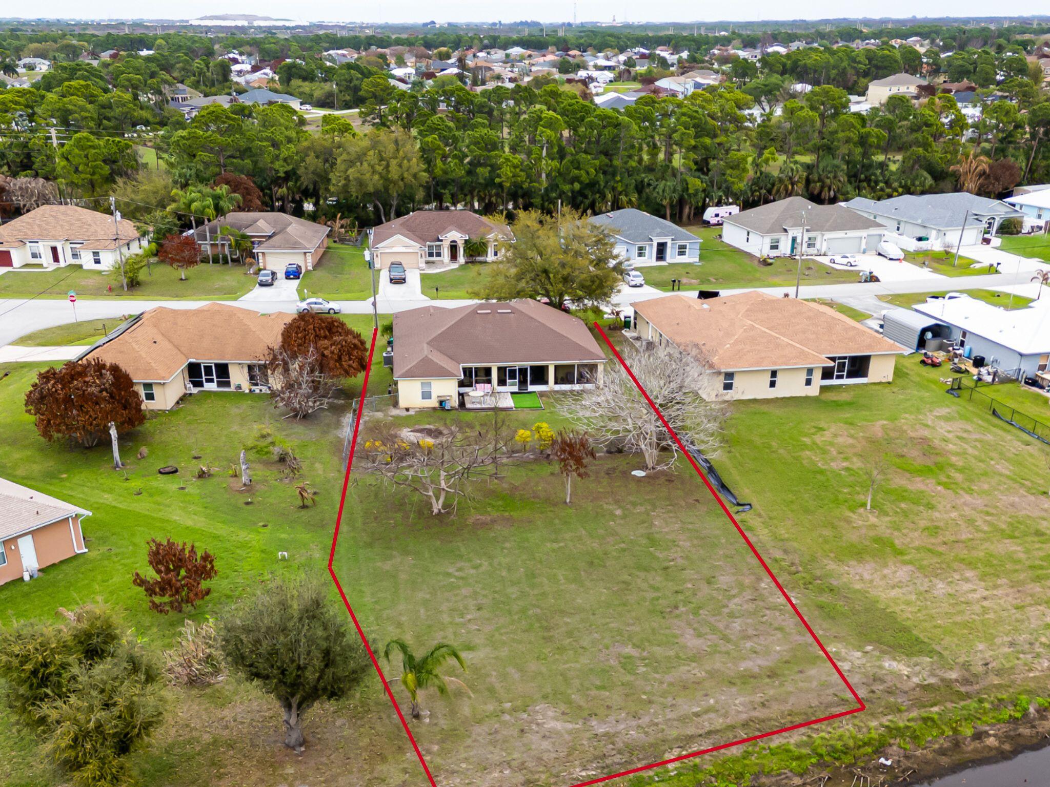 6162 NW Gatun Drive, Port St. Lucie