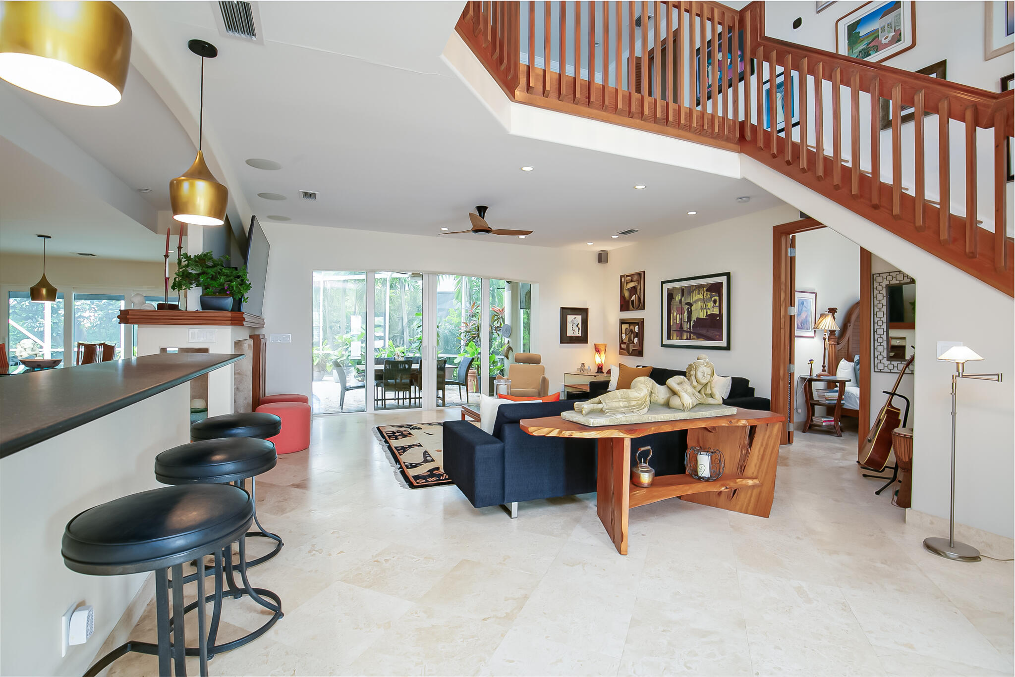 1606 Thumb Point Drive