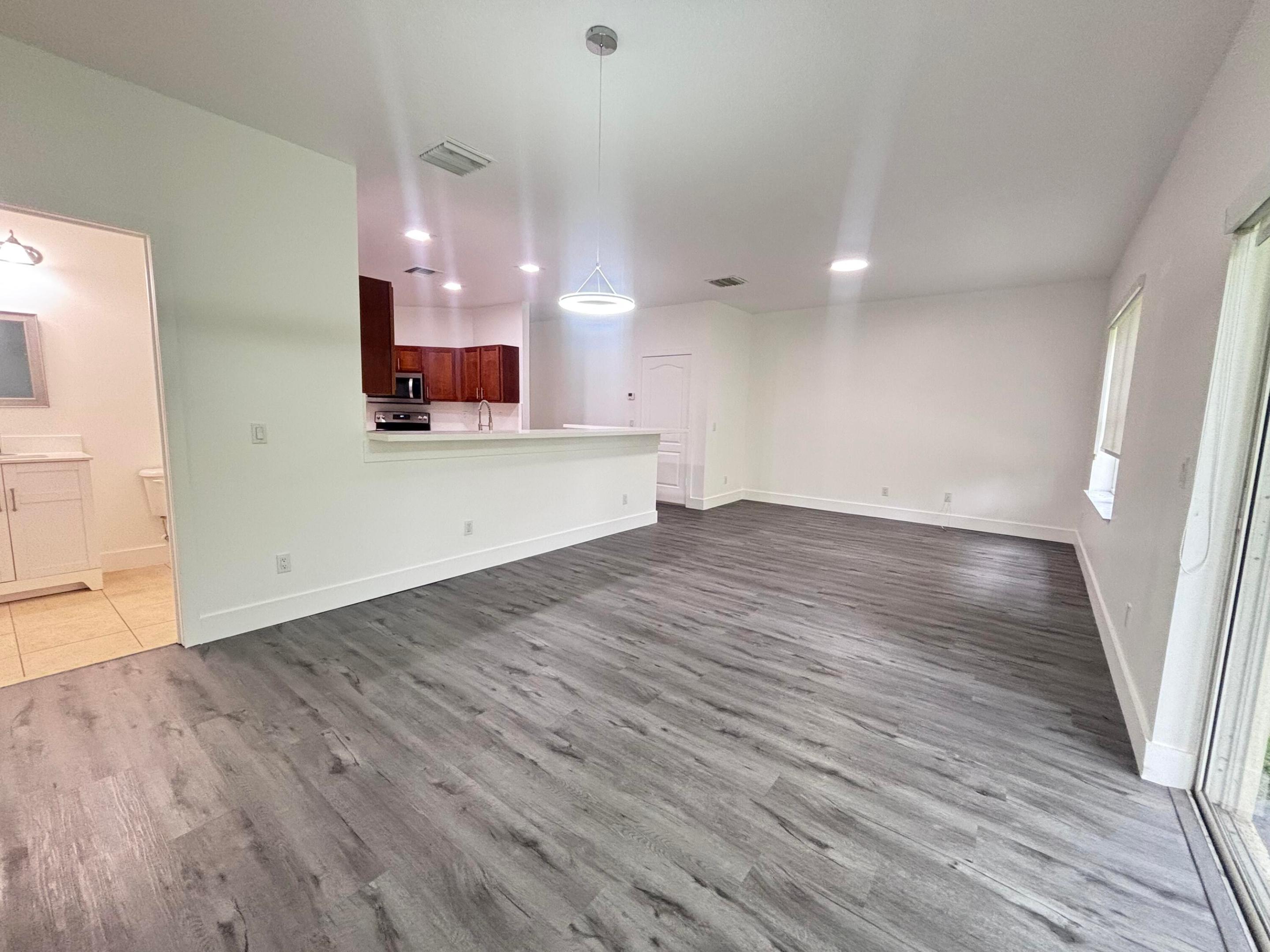3930 Sabal Way