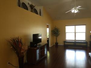 165 SW Covington Road