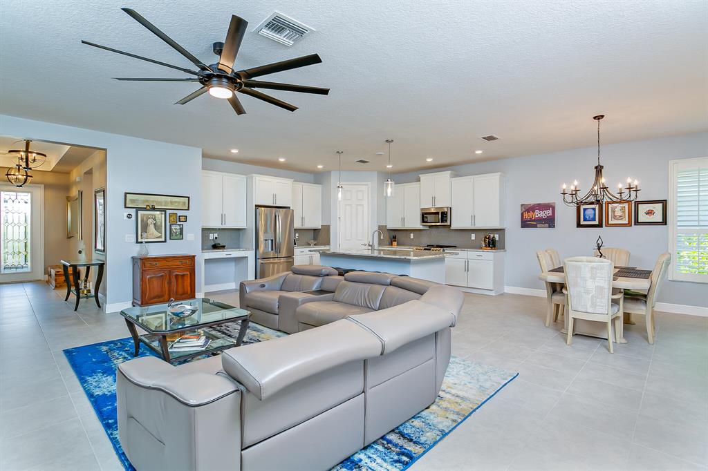 10171 SW Coral Tree Circle