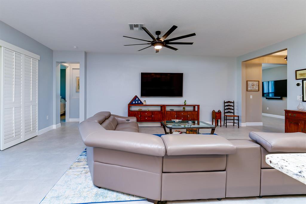 10171 SW Coral Tree Circle