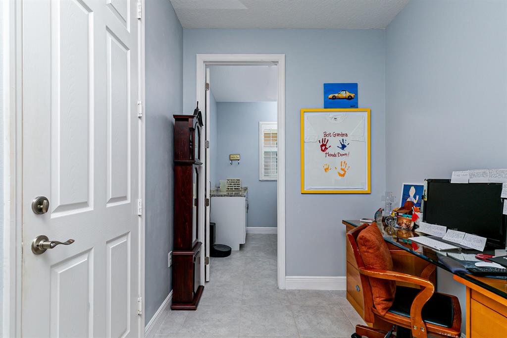 10171 SW Coral Tree Circle