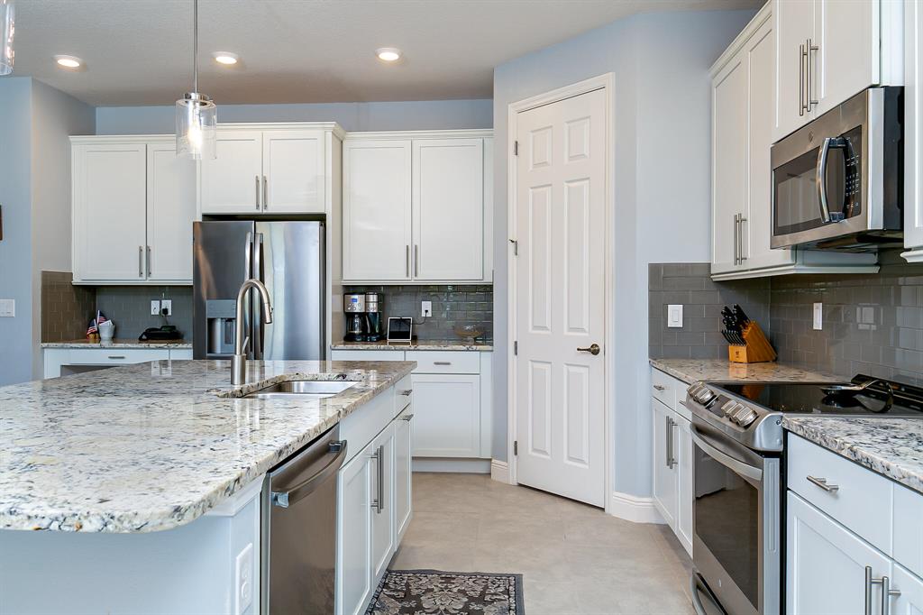 10171 SW Coral Tree Circle