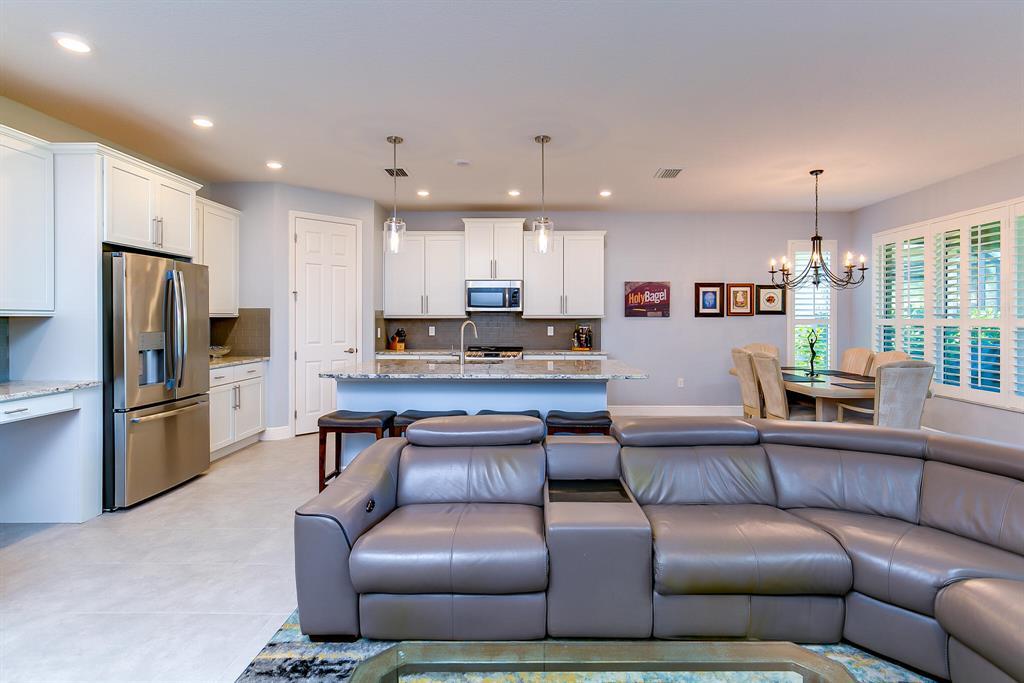10171 SW Coral Tree Circle
