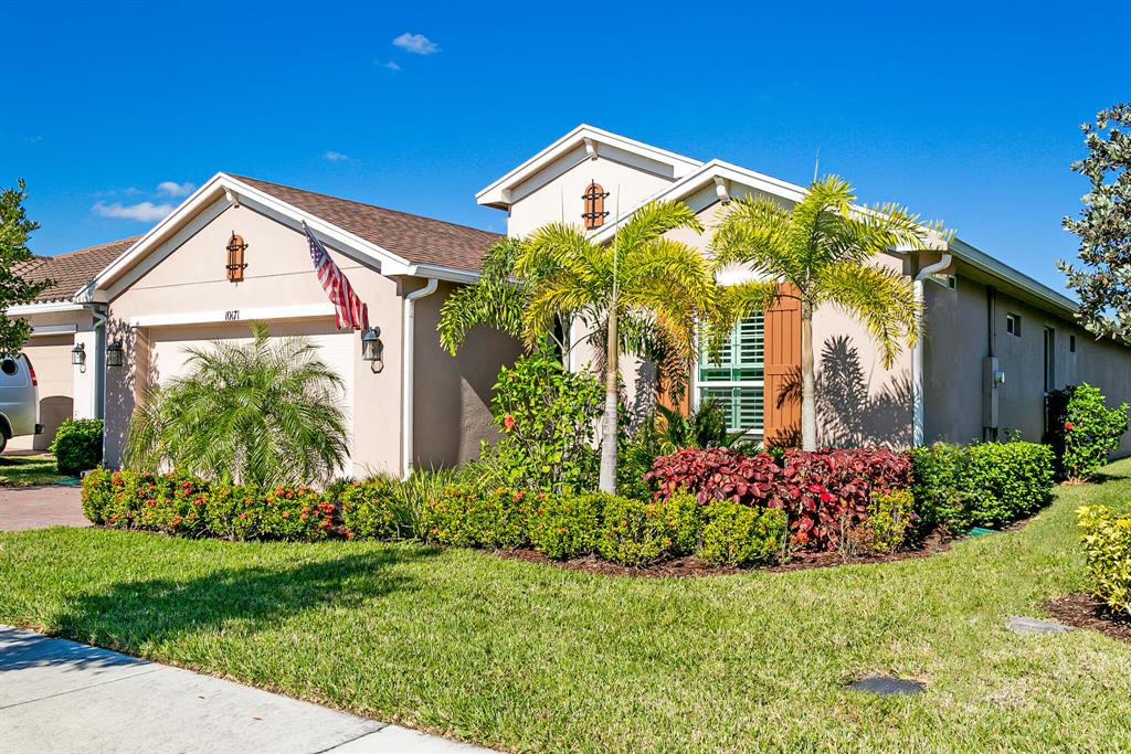 10171 SW Coral Tree Circle