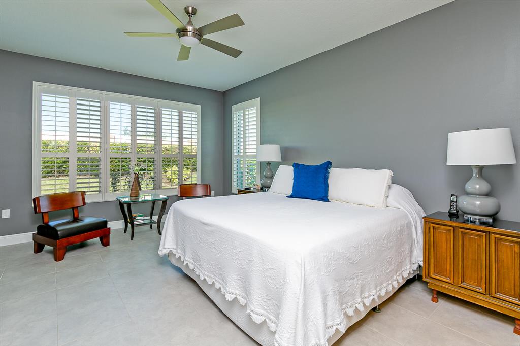 10171 SW Coral Tree Circle