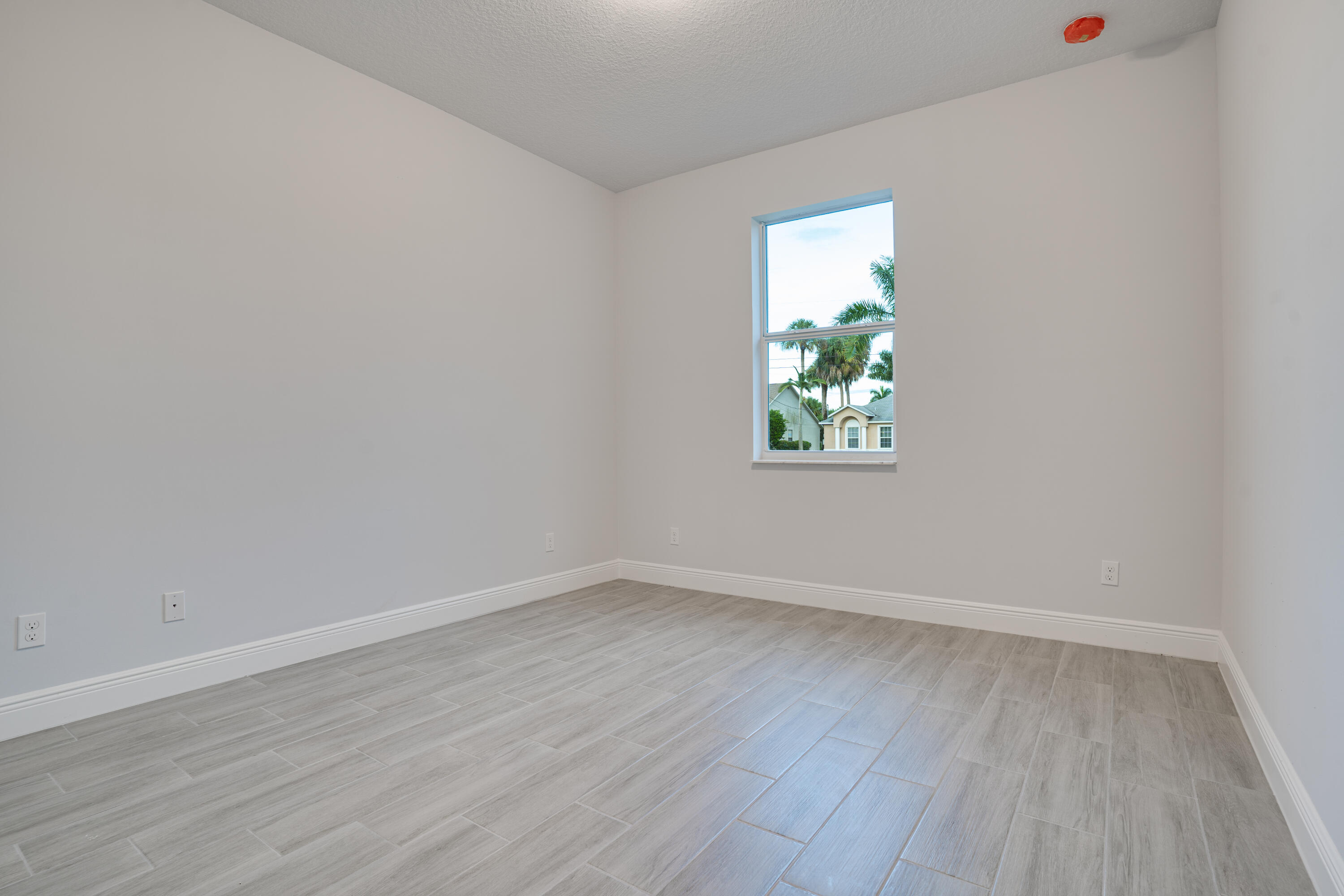 3813 SW Kakopo Street