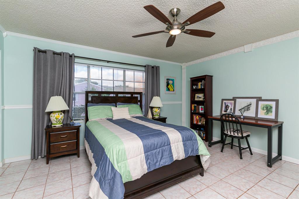231 Foxtail Drive Unit: E