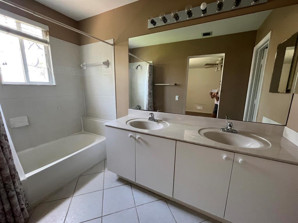 1120 Golden Cane Drive