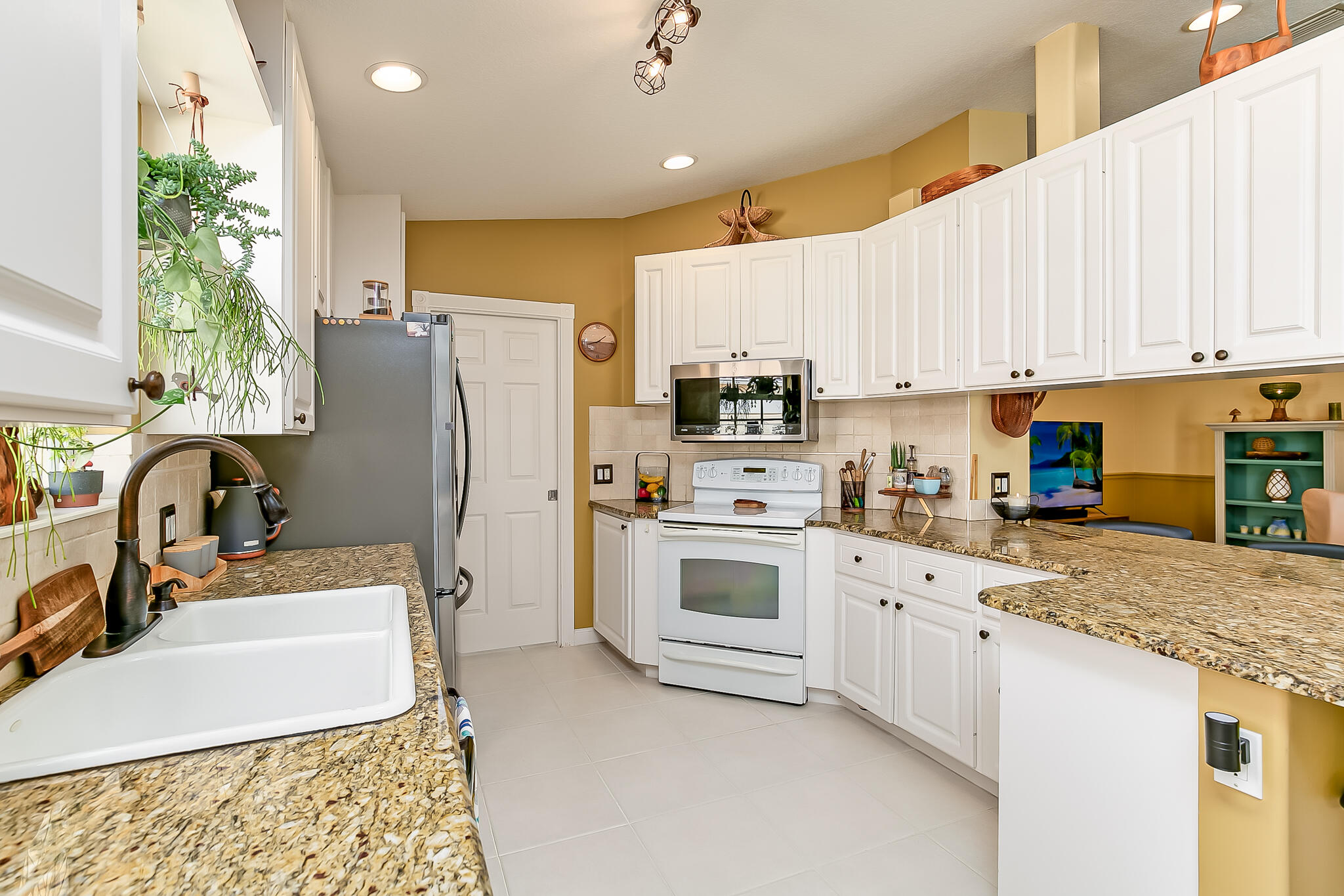 10900 SW Dardanelle Drive