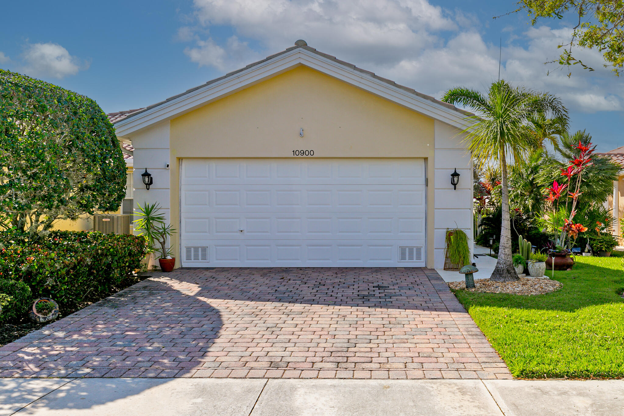 10900 SW Dardanelle Drive