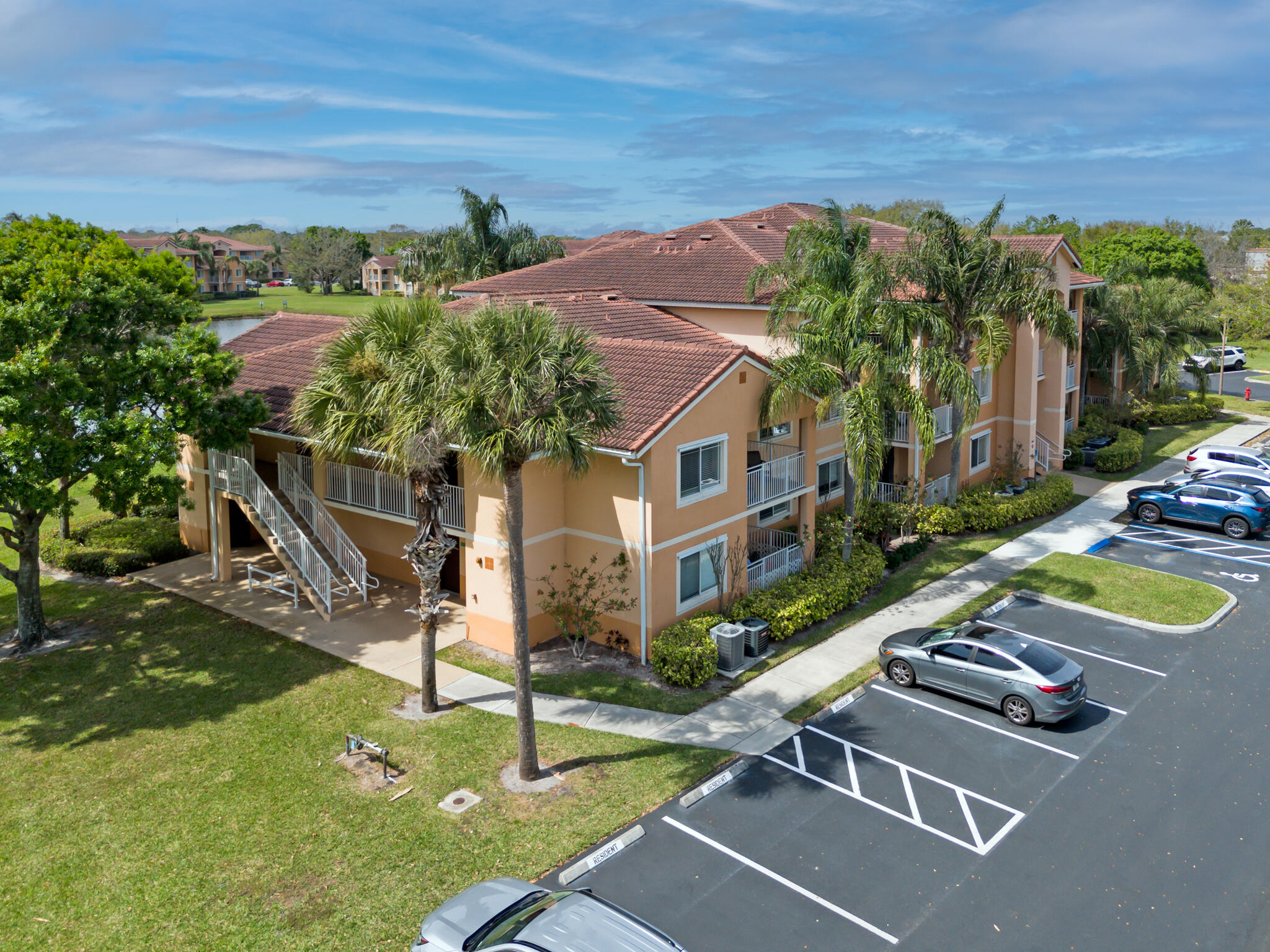 281 SW Palm Drive 102