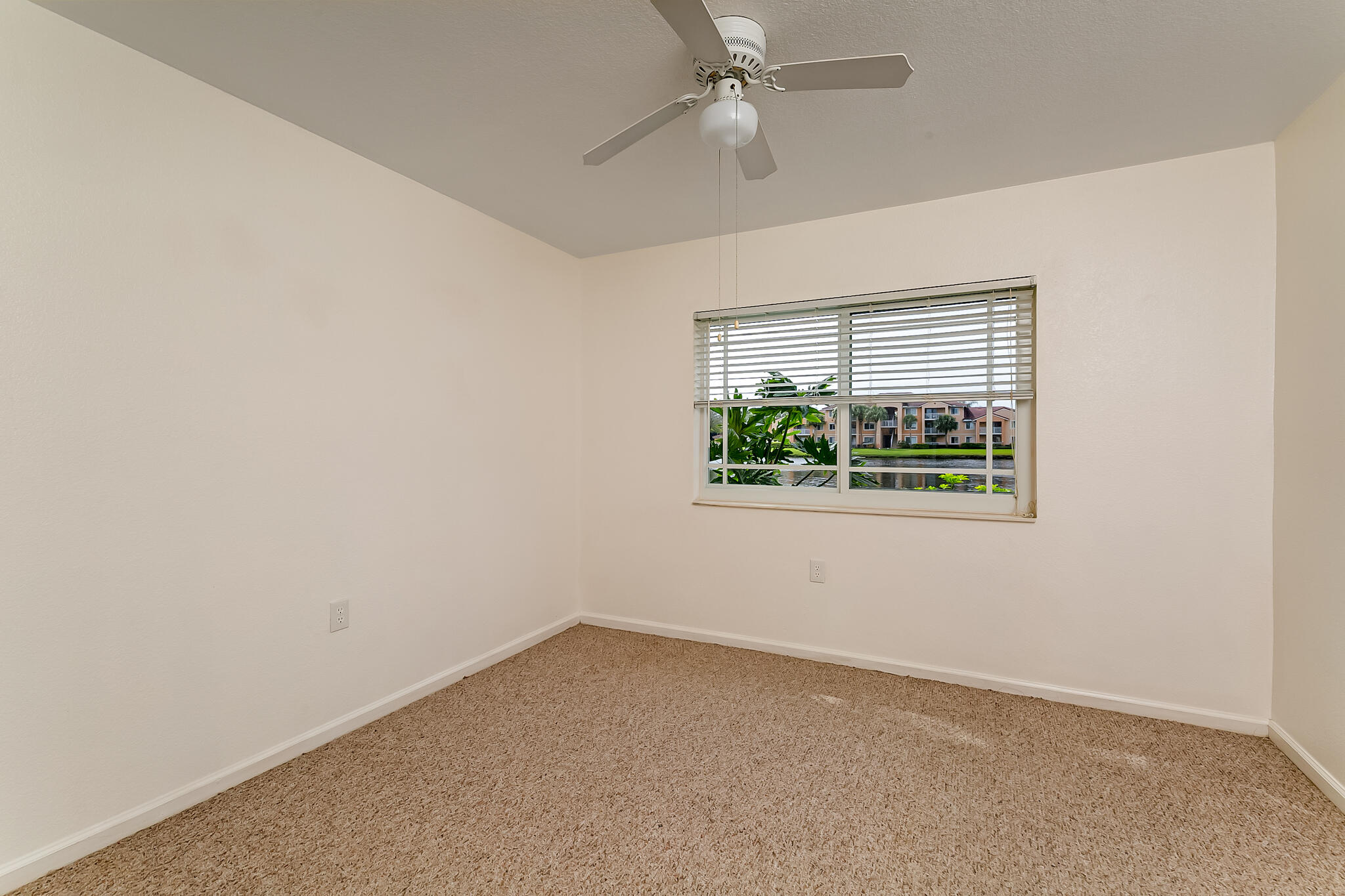 281 SW Palm Drive 102