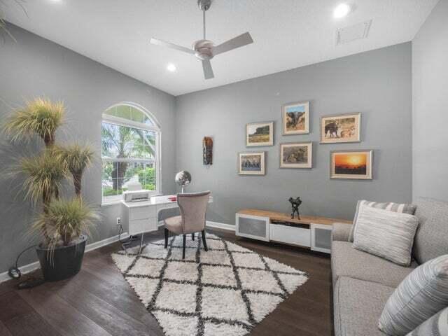 9156 Pumpkin Ridge
