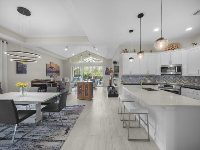 9156 Pumpkin Ridge