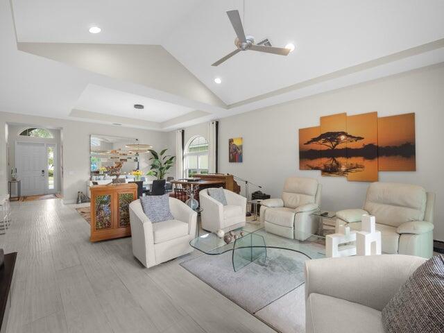 9156 Pumpkin Ridge