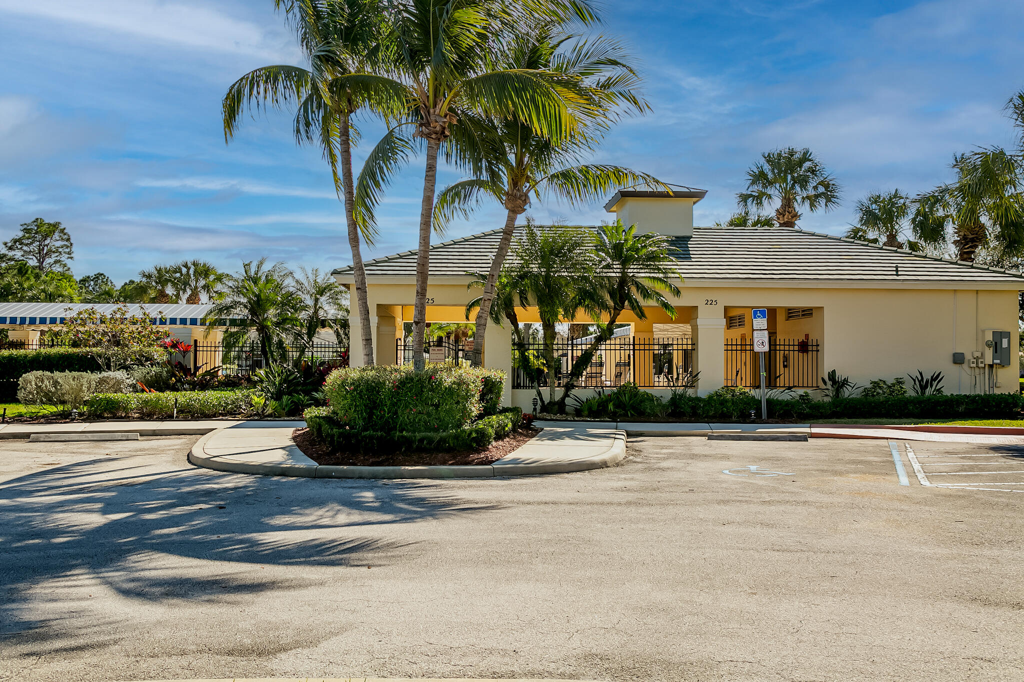 306 SW Tomoka Springs Drive