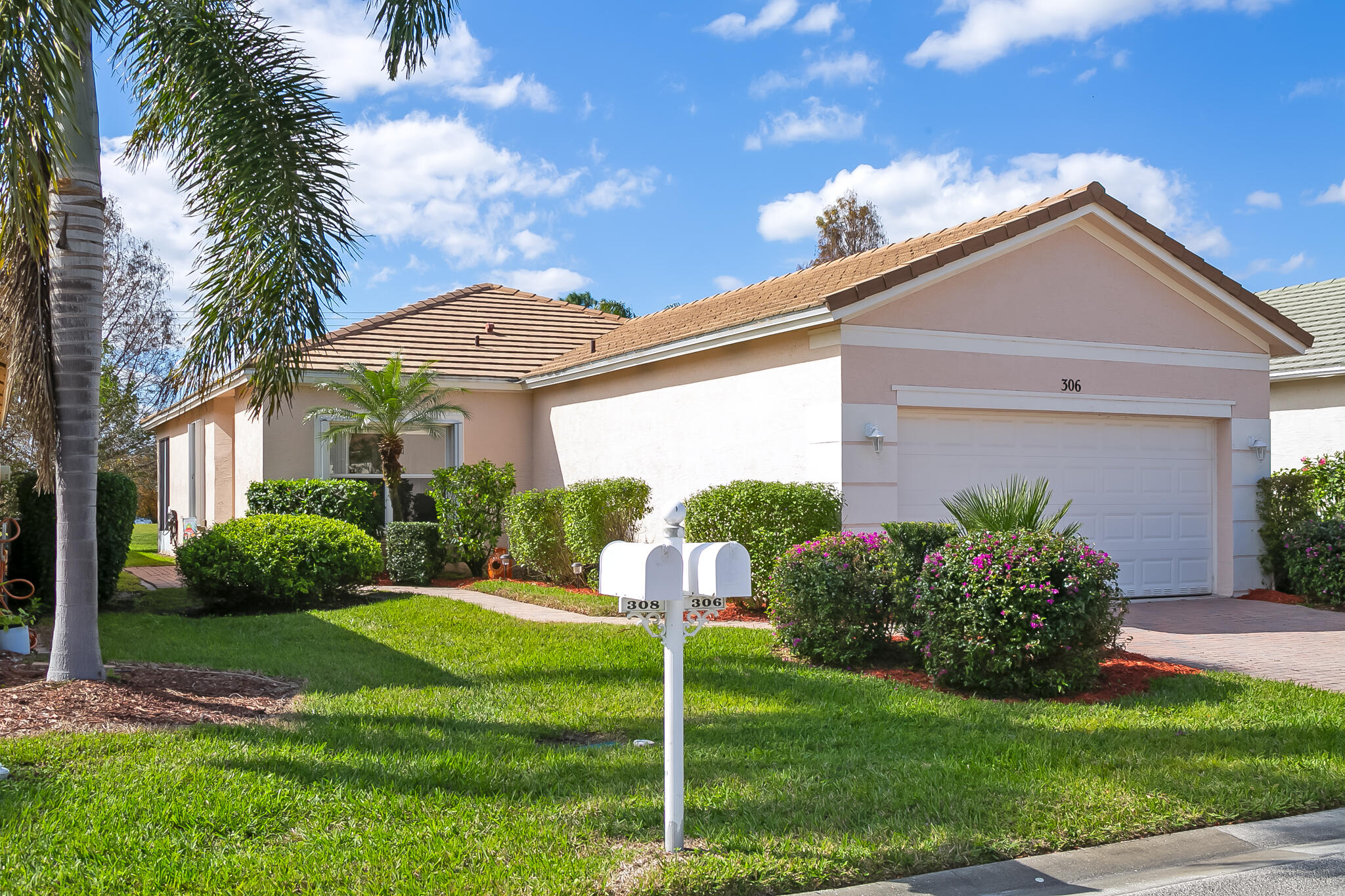 306 SW Tomoka Springs Drive