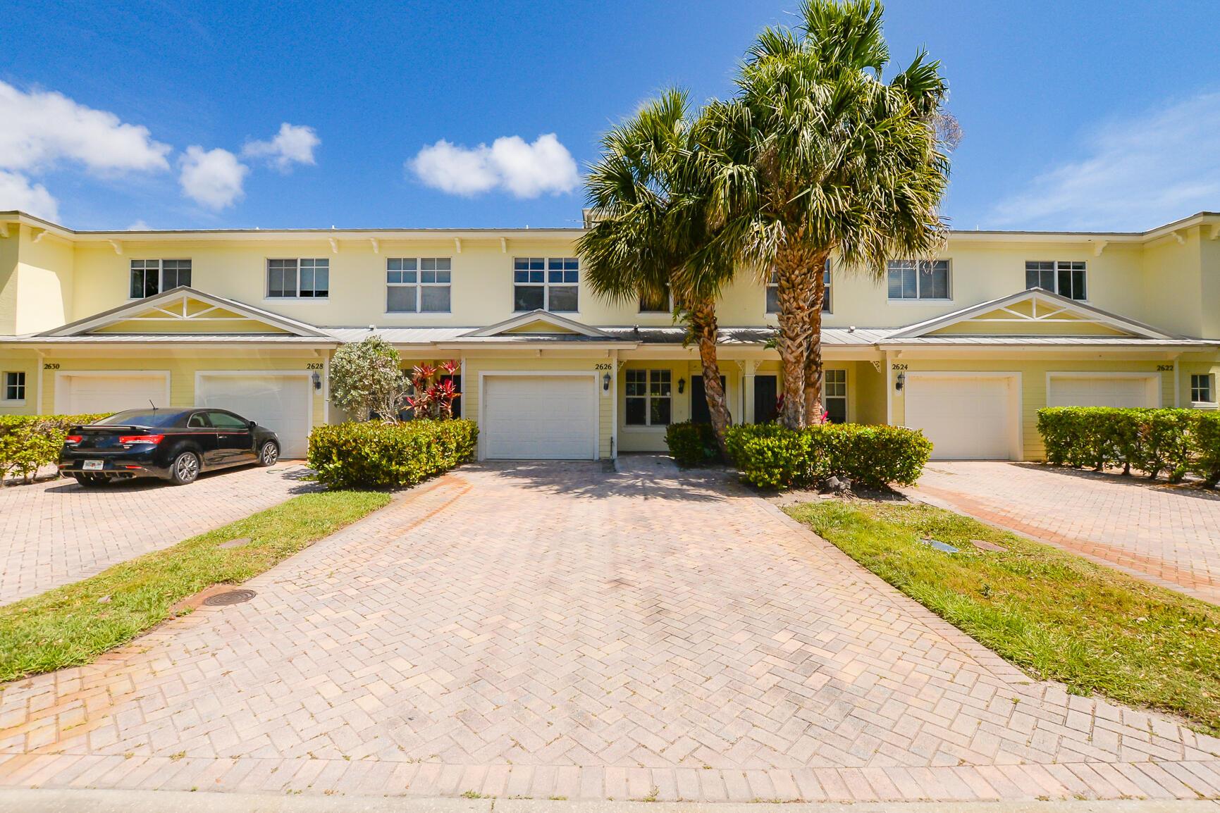 2626 Creekside Drive