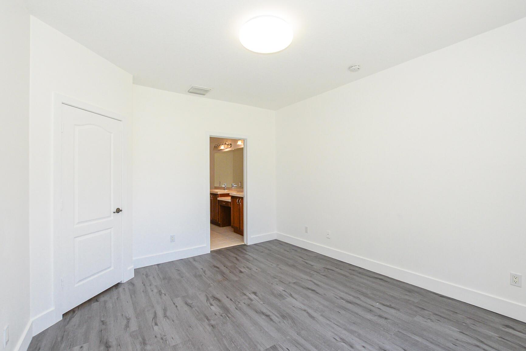 2626 Creekside Drive