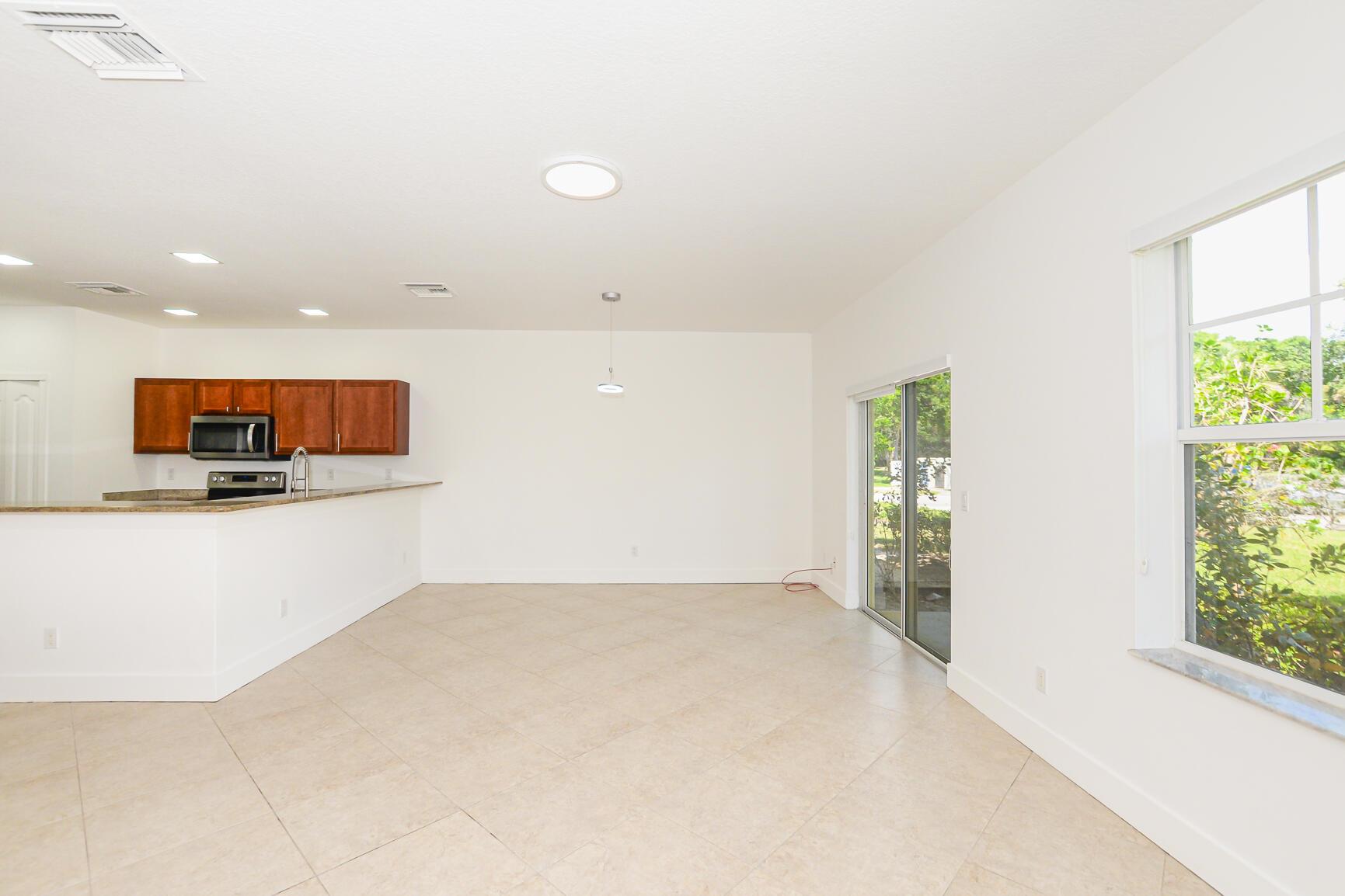 2626 Creekside Drive