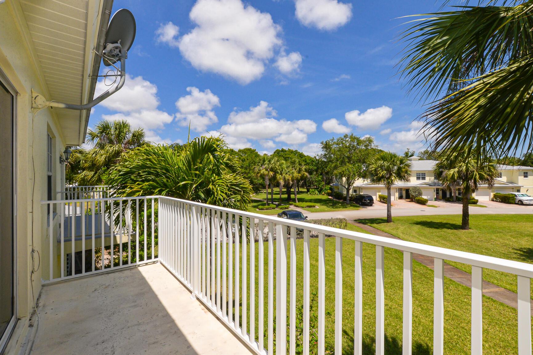 2626 Creekside Drive