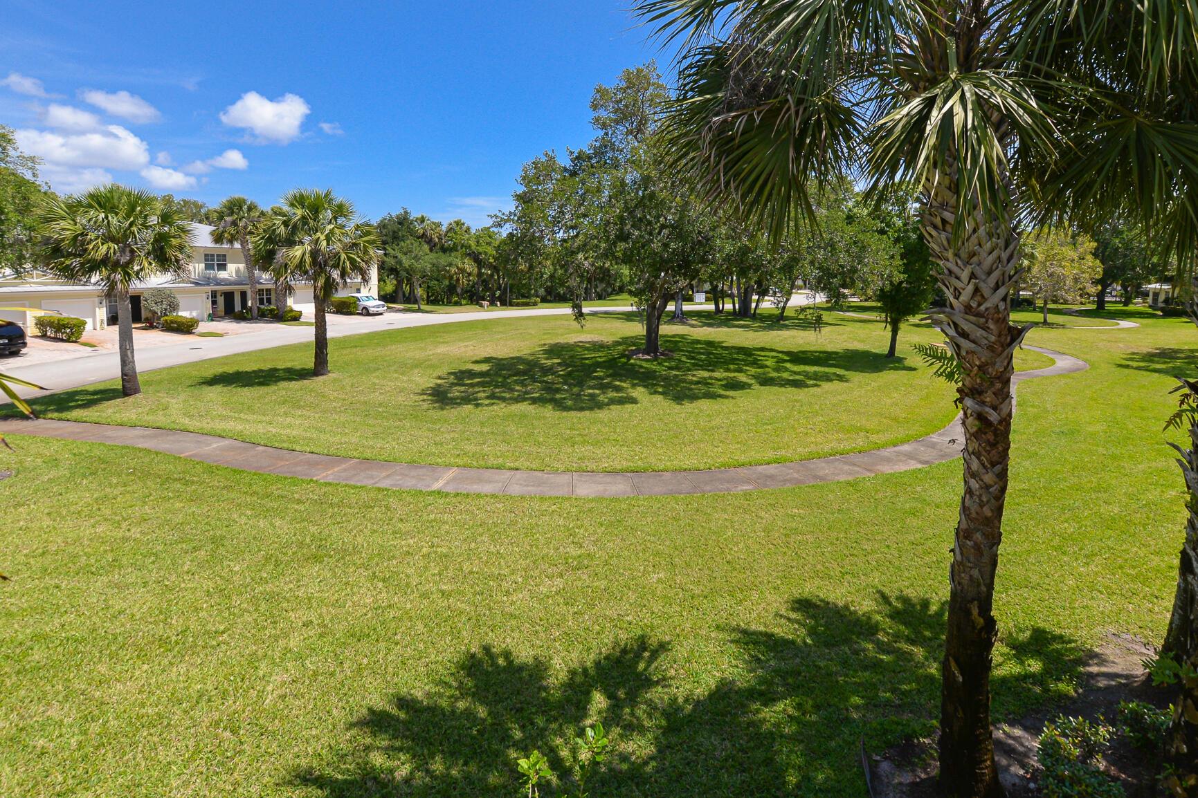 2626 Creekside Drive