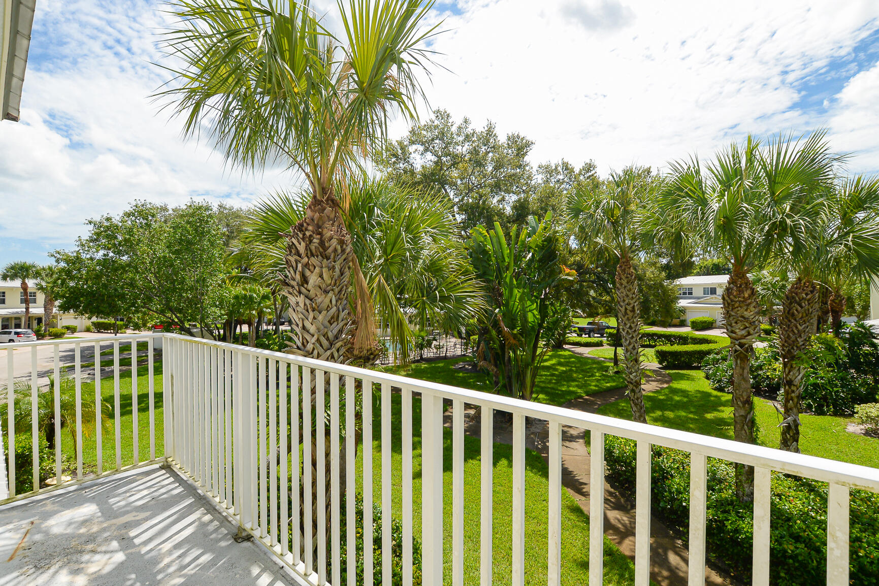 3929 Sabal Way