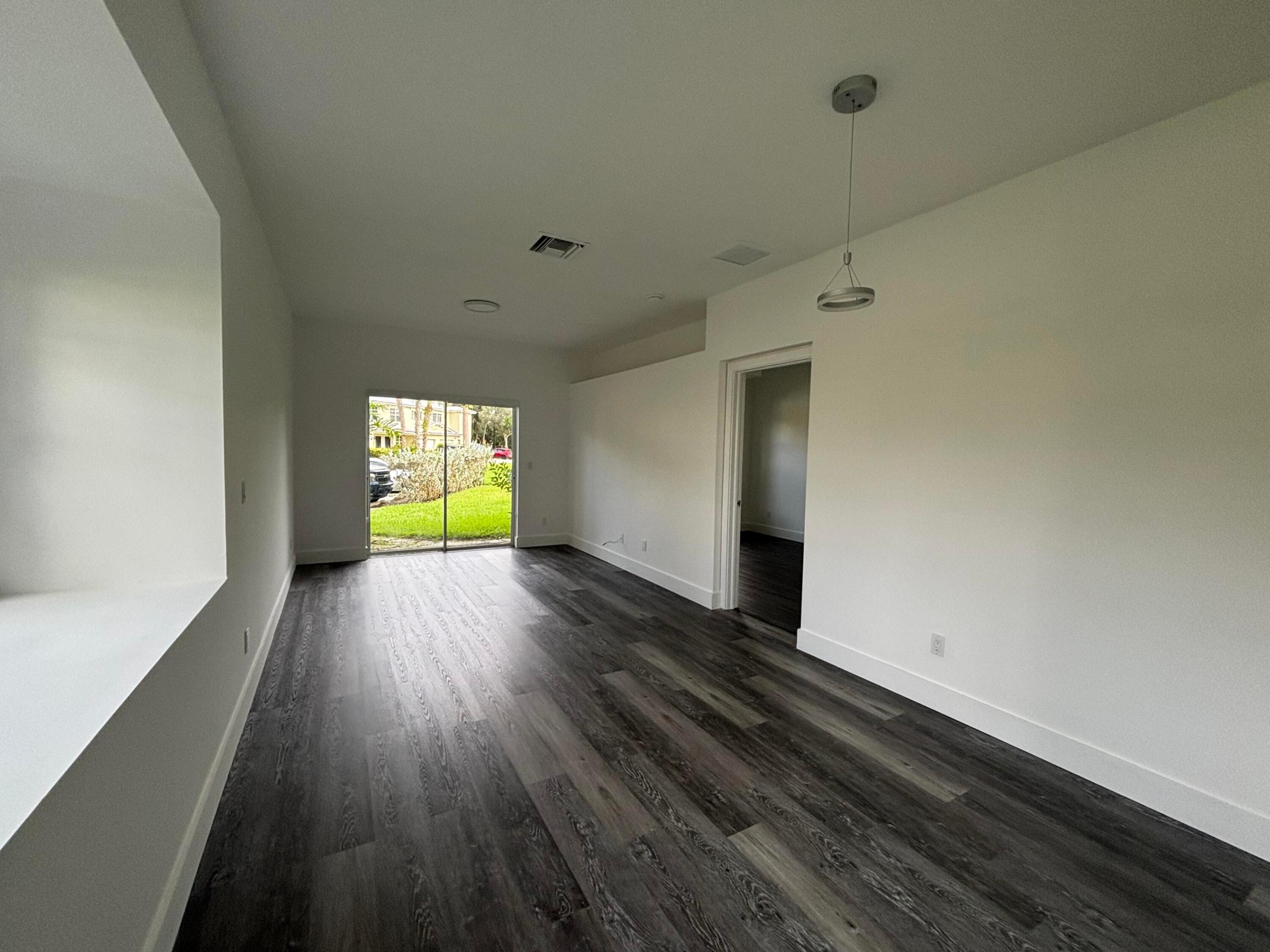 2630 Creekside Drive