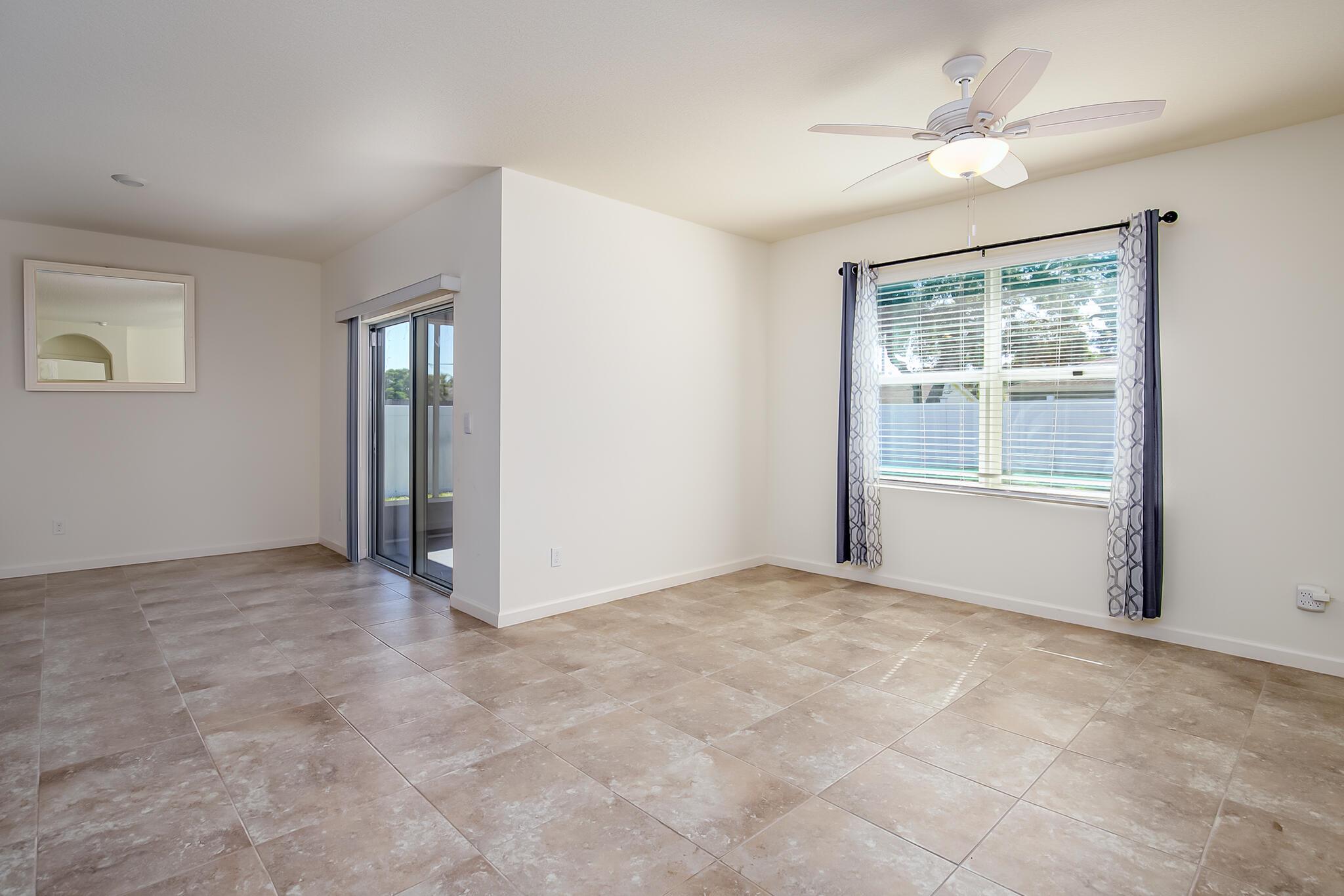 428 SE Fairchild Avenue