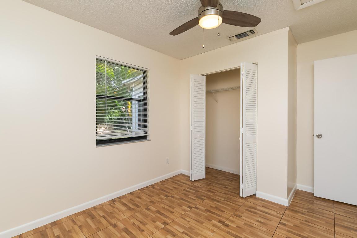 1133 SW Hibiscus Street