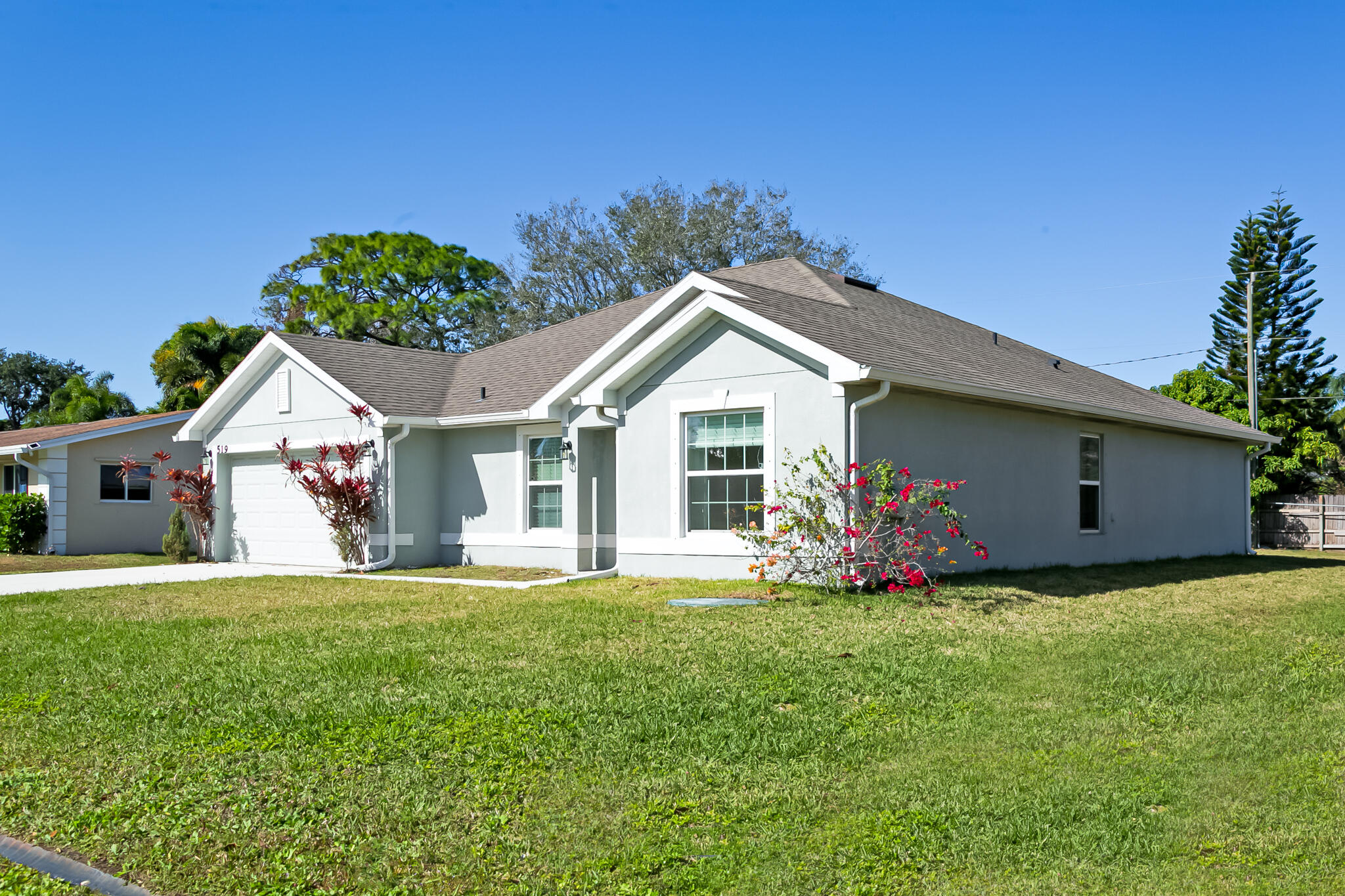 519 SE Sunnybrook Ter Terrace, Port St. Lucie