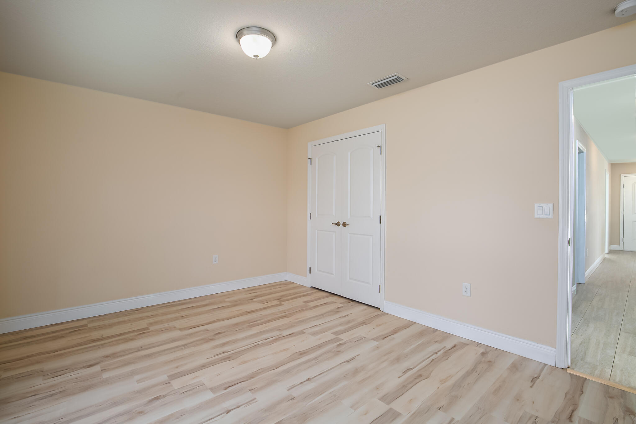 519 SE Sunnybrook Ter Terrace, Port St. Lucie