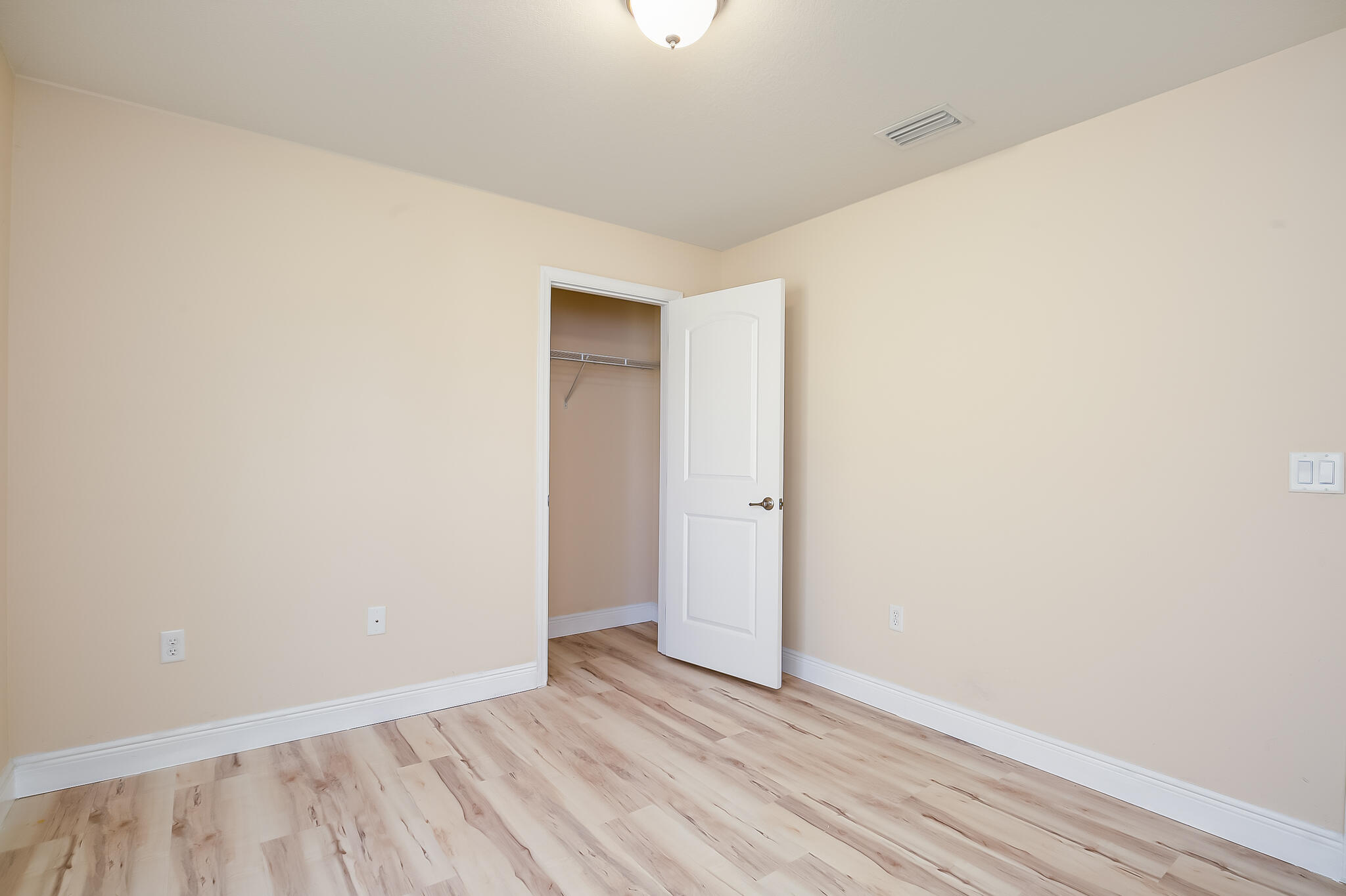 519 SE Sunnybrook Ter Terrace, Port St. Lucie