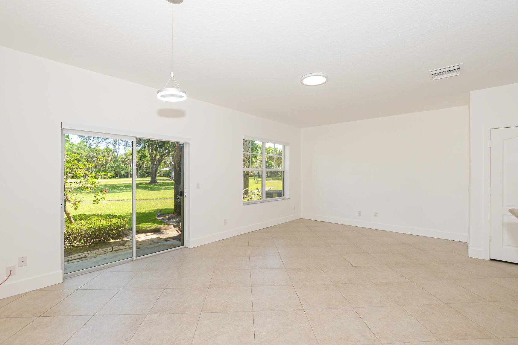 2626 Creekside Drive