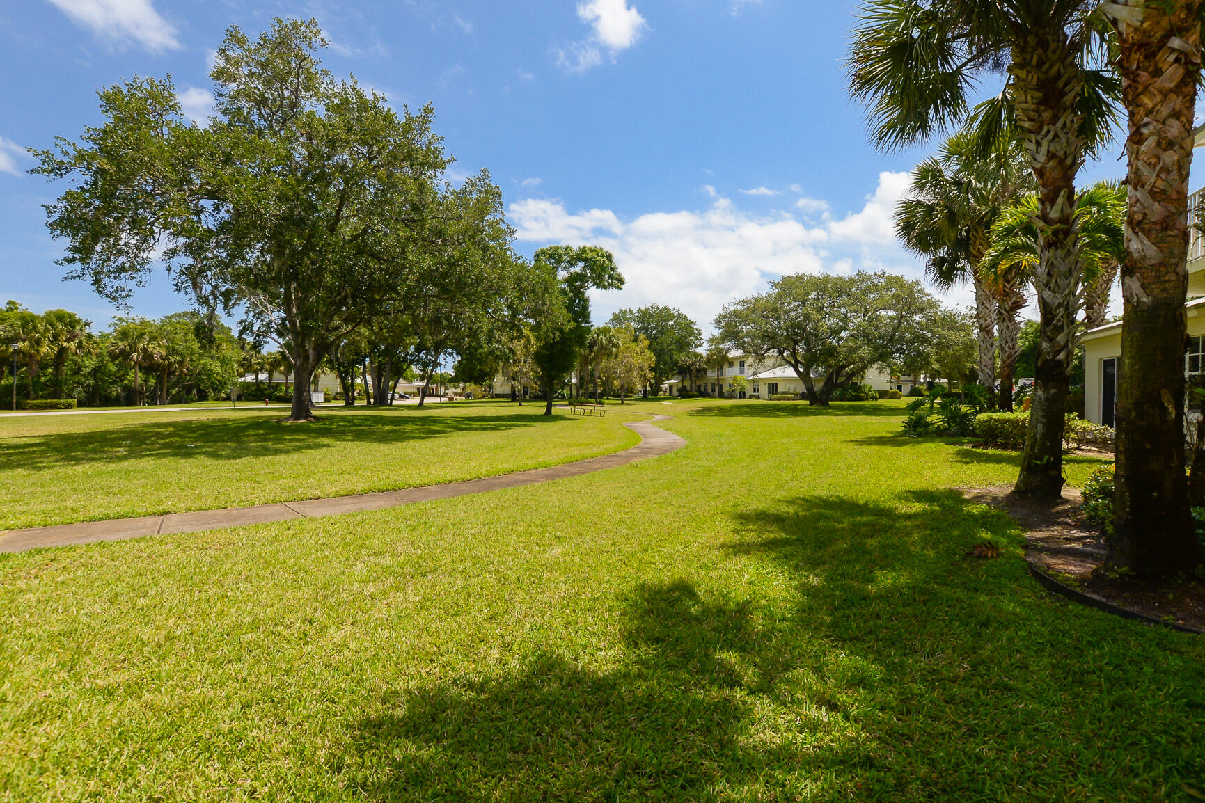 2626 Creekside Drive