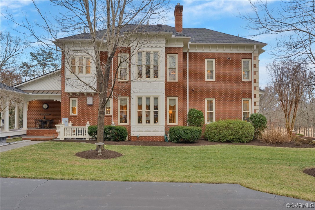 3255 Greywalls Ct