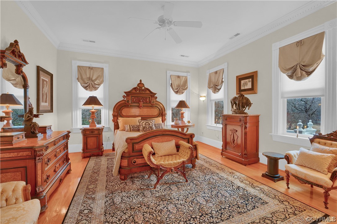 3255 Greywalls Ct