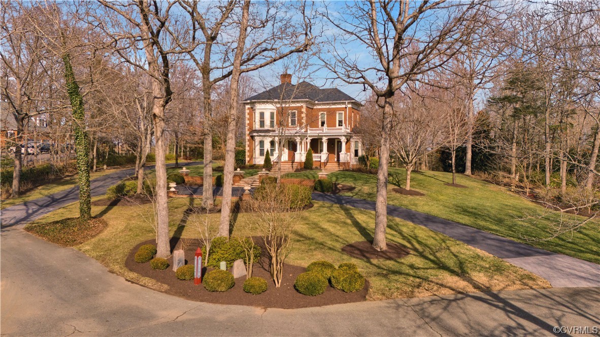3255 Greywalls Ct