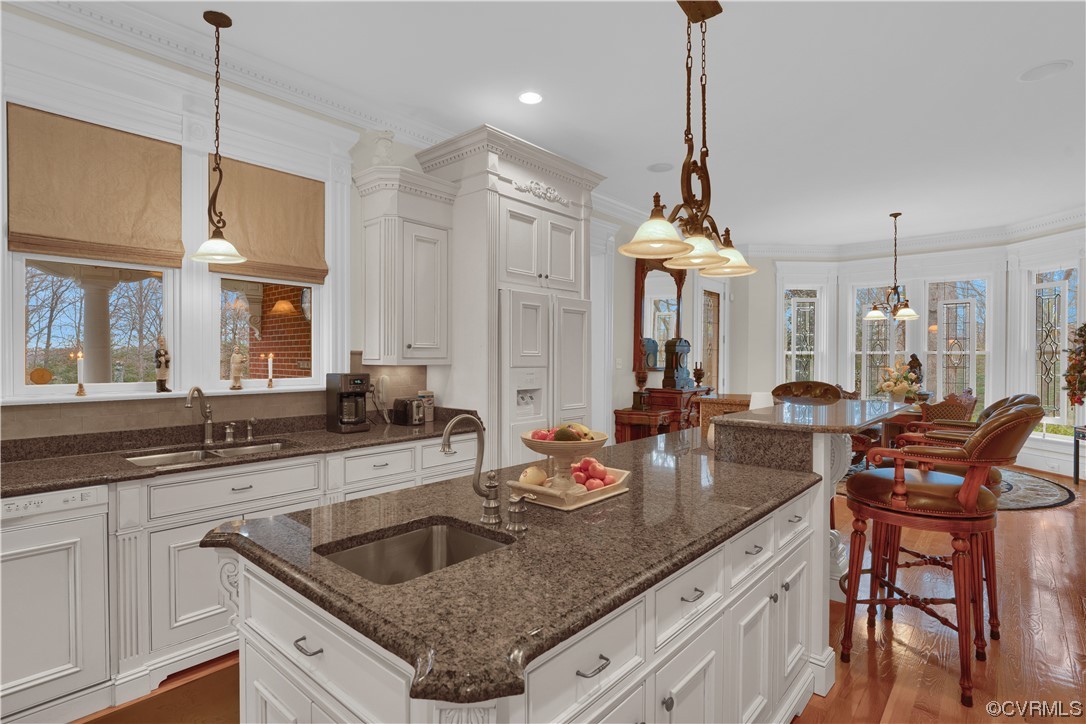 3255 Greywalls Ct