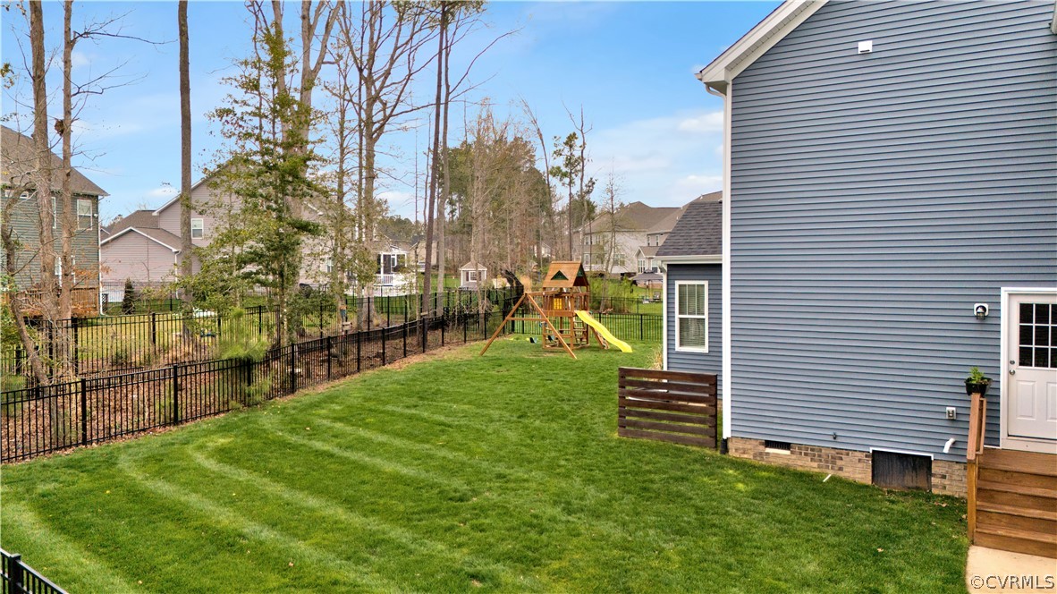 8113 Hartridge Dr