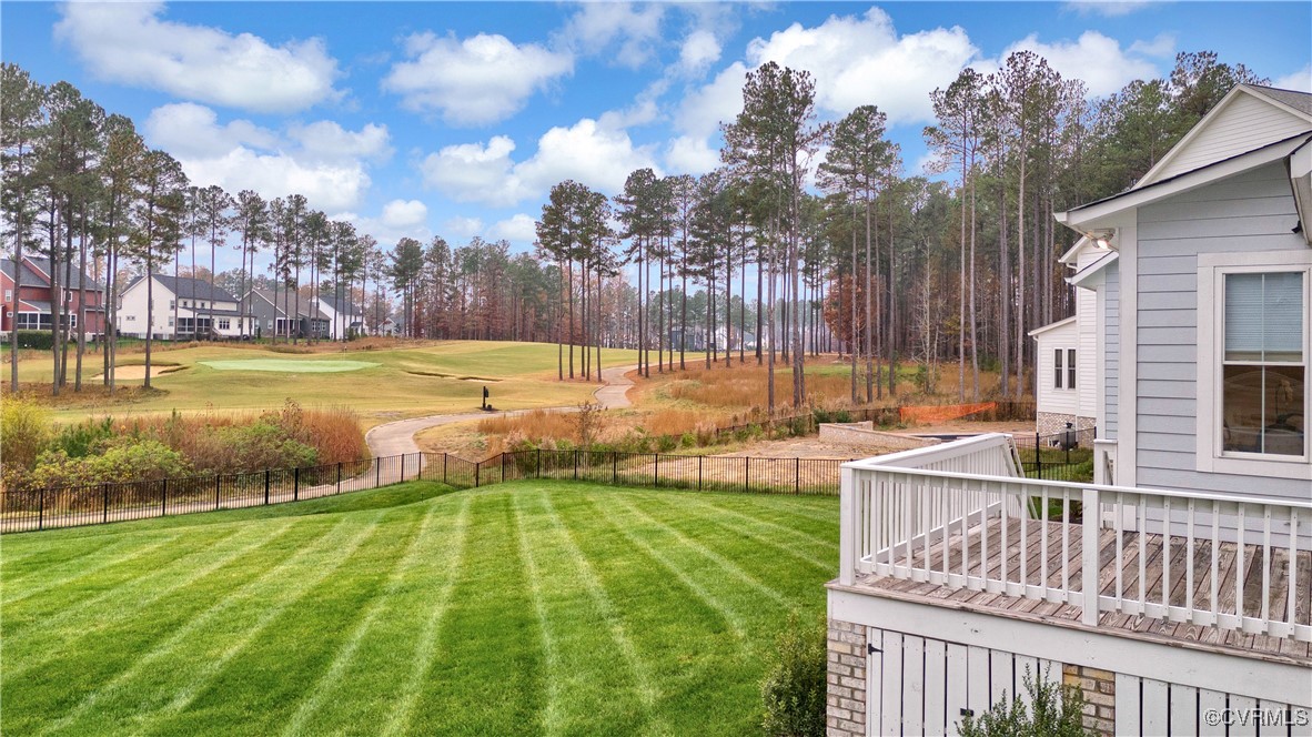 18207 Timber Banks Ln
