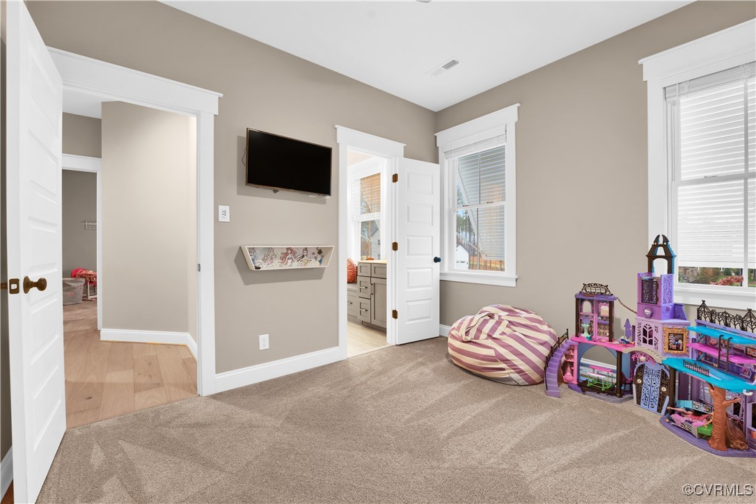 18207 Timber Banks Ln