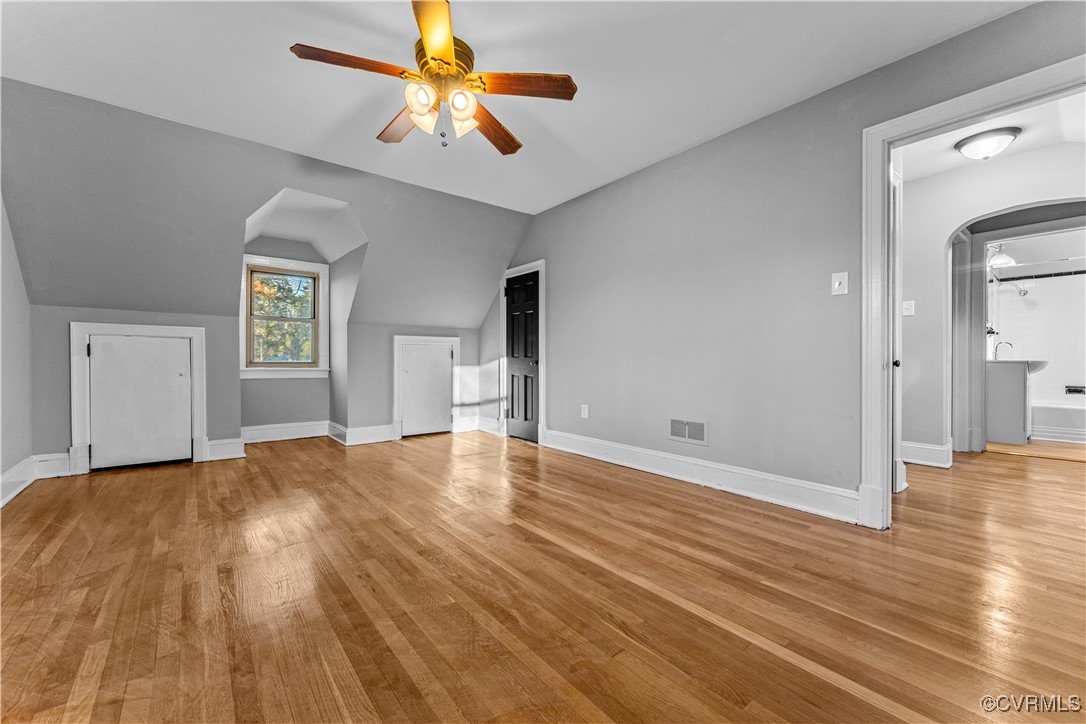 20 Stoney Point Rd