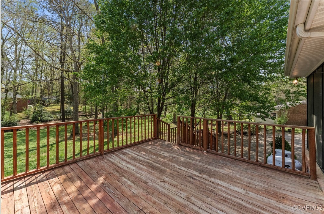 9909 Qualla Rd