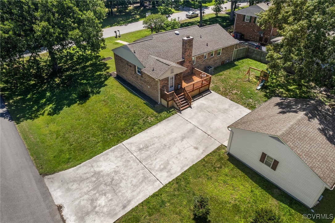 8600 Pine Glade Ln