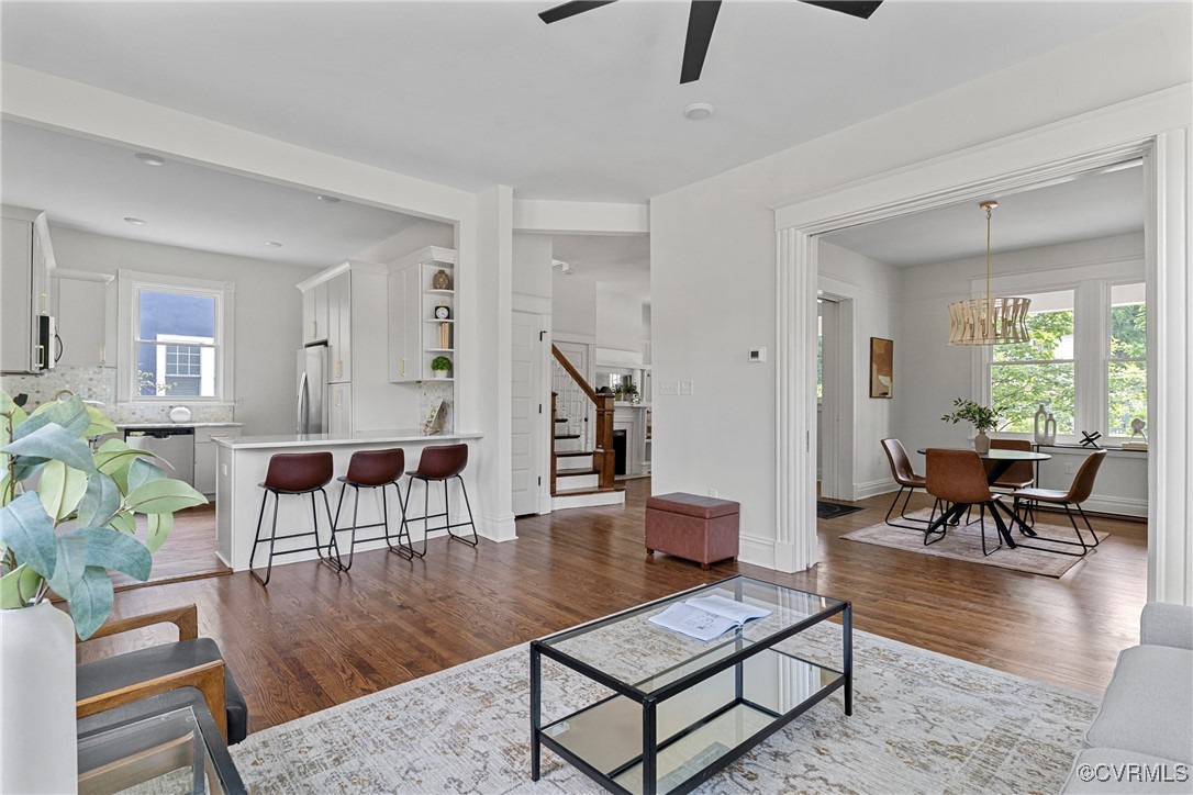 3215 Forest Hill Ave