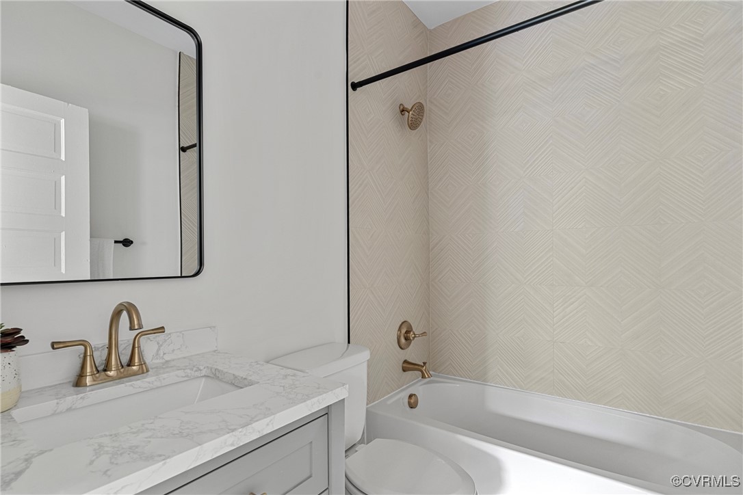 3215 Forest Hill Ave